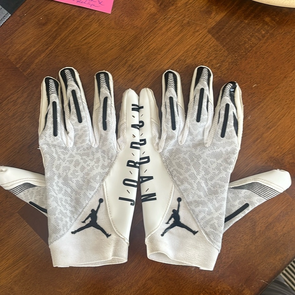 Jordan football gloves